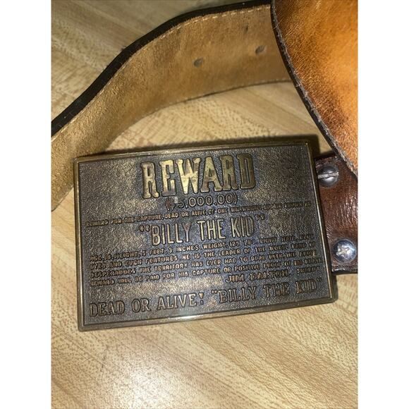 Brass Buckle Reward Billy The Kid Dead or Alive Leather Belt Hidden Zipper Sz 34 - Picture 2 of 5